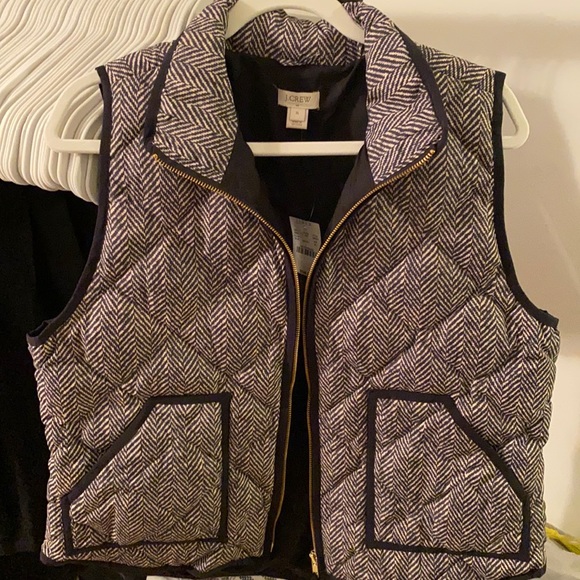 ✨NWT J. Crew Herringbone vest - Picture 3 of 5